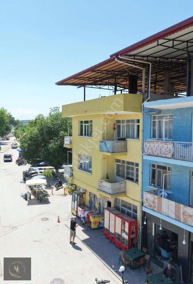 Sarayköy İstasyon Caddesinde Satılık Köşe Başı Bina Market - Görsel 4