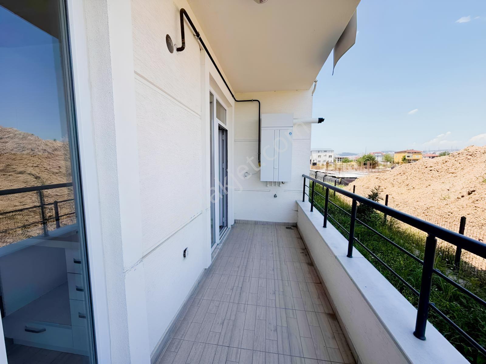 Kiralık 2+1 Hanlı Merkez Deposu Mevcut Remax Ay - Görsel 7