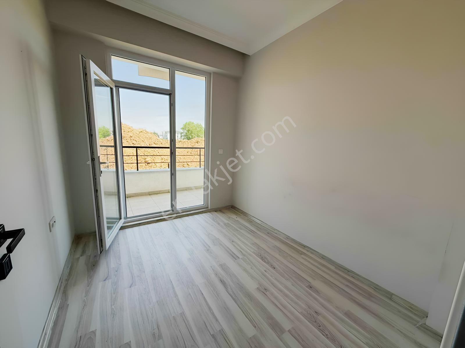 Kiralık 2+1 Hanlı Merkez Deposu Mevcut Remax Ay - Görsel 12