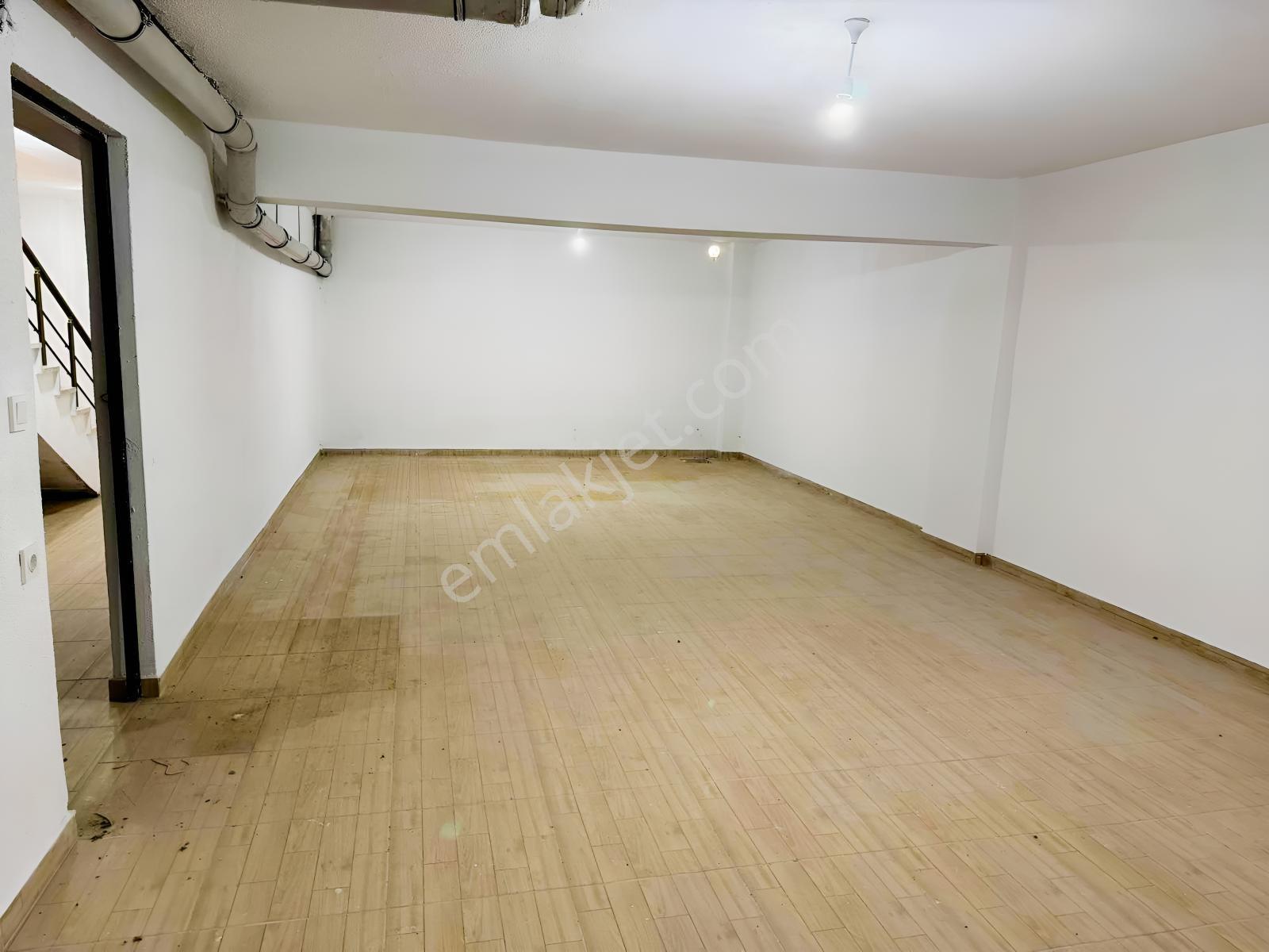 Kiralık 2+1 Hanlı Merkez Deposu Mevcut Remax Ay - Görsel 10