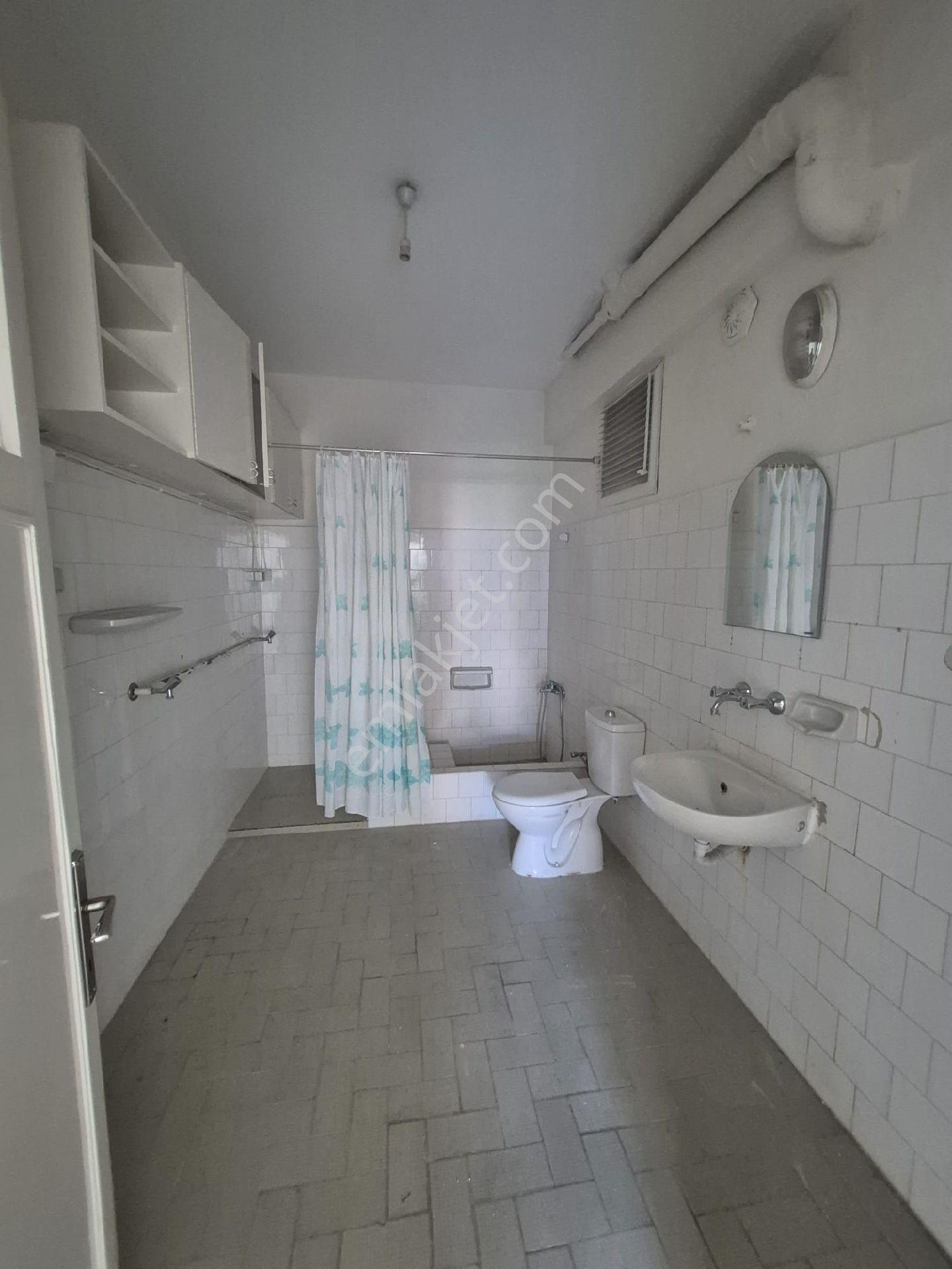 Cumhuriyet Mahallesi'nde 3+1 Kiralık Daire - Görsel 6