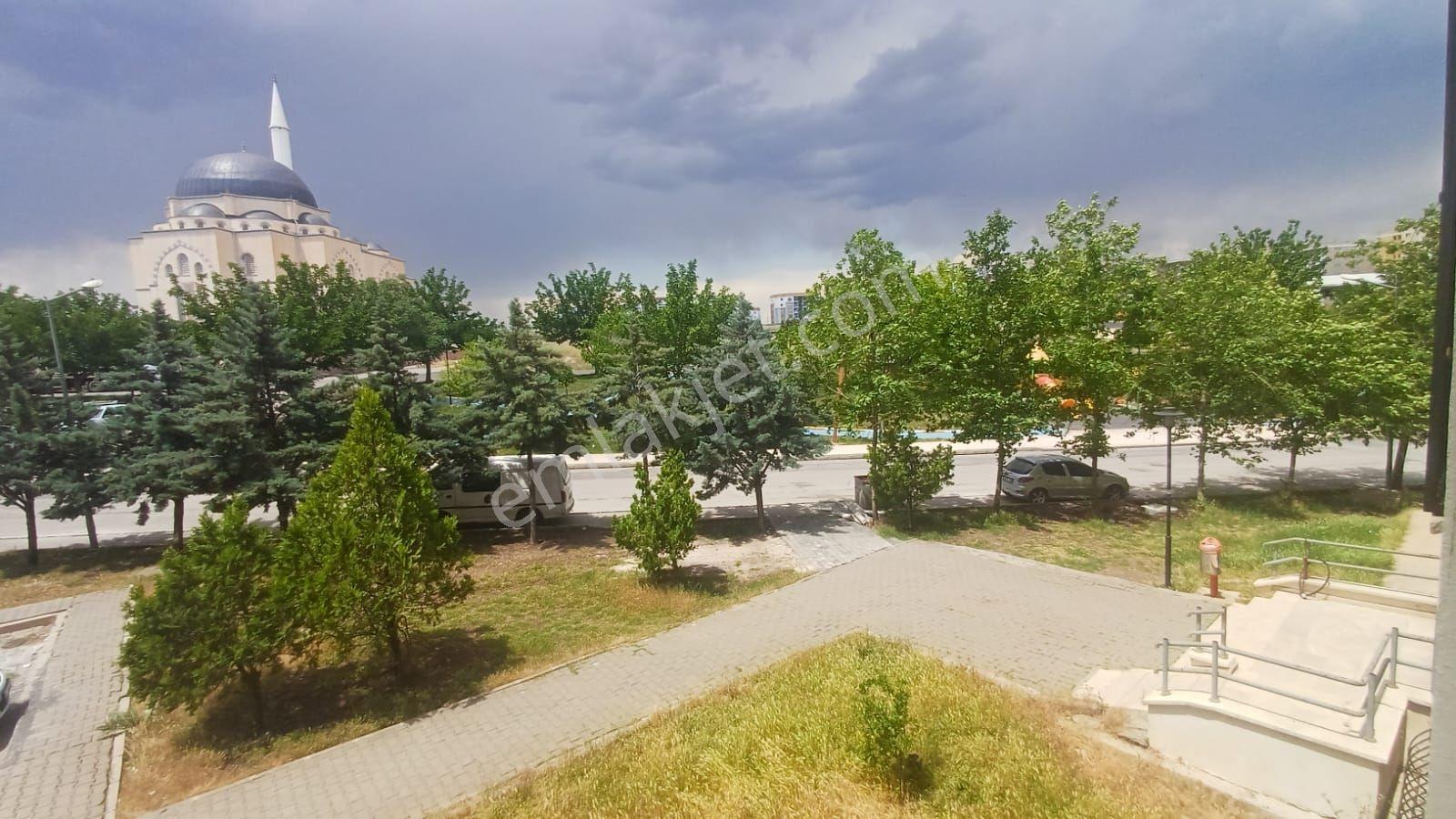 Güzel Emlak Tan 4 Odalı Toki Dairesi - Görsel 12