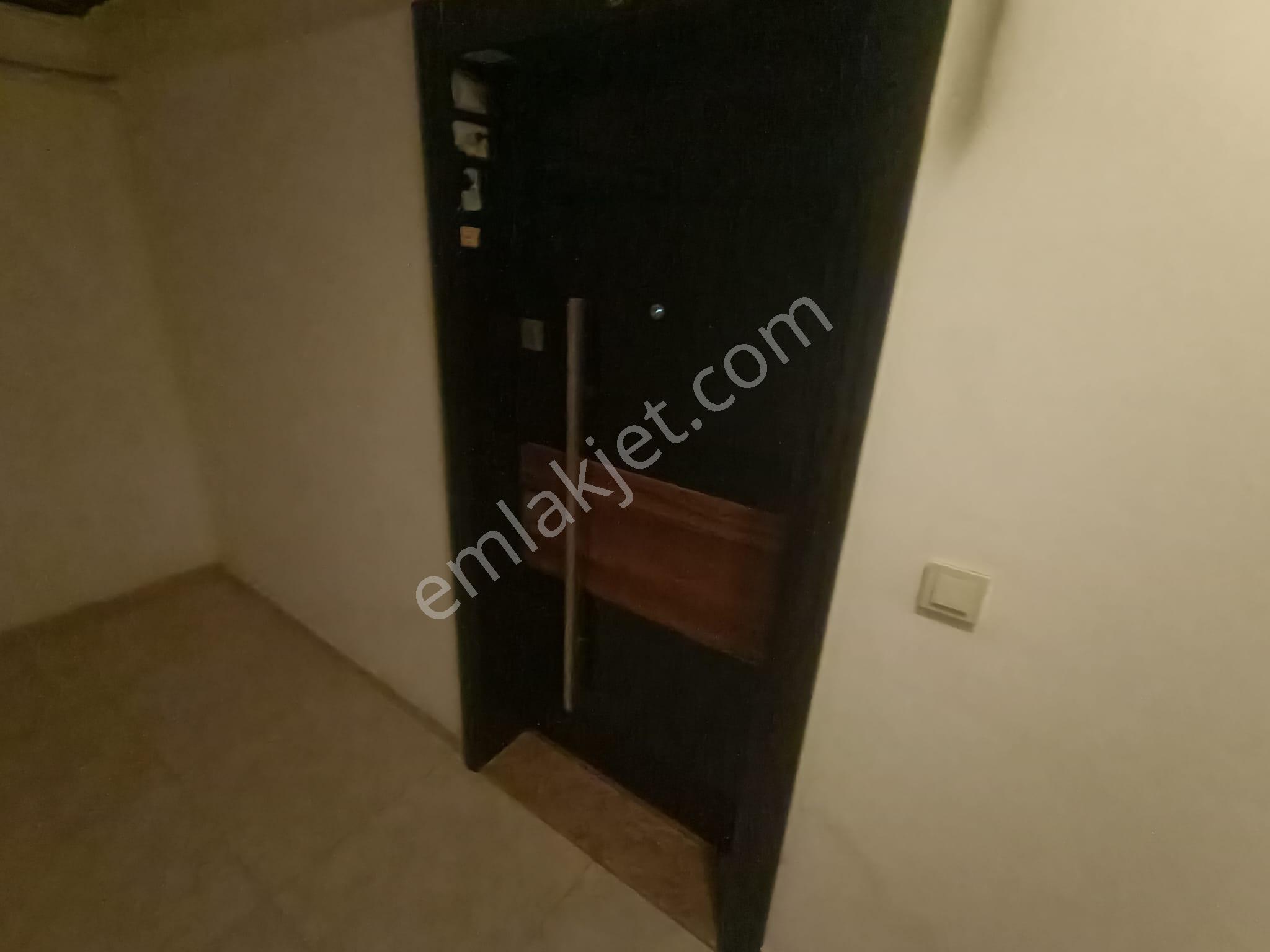 Merkezi Konumda Full Eşyalı Bakımlı Doğalgazlı 2+1 Daire - Görsel 12
