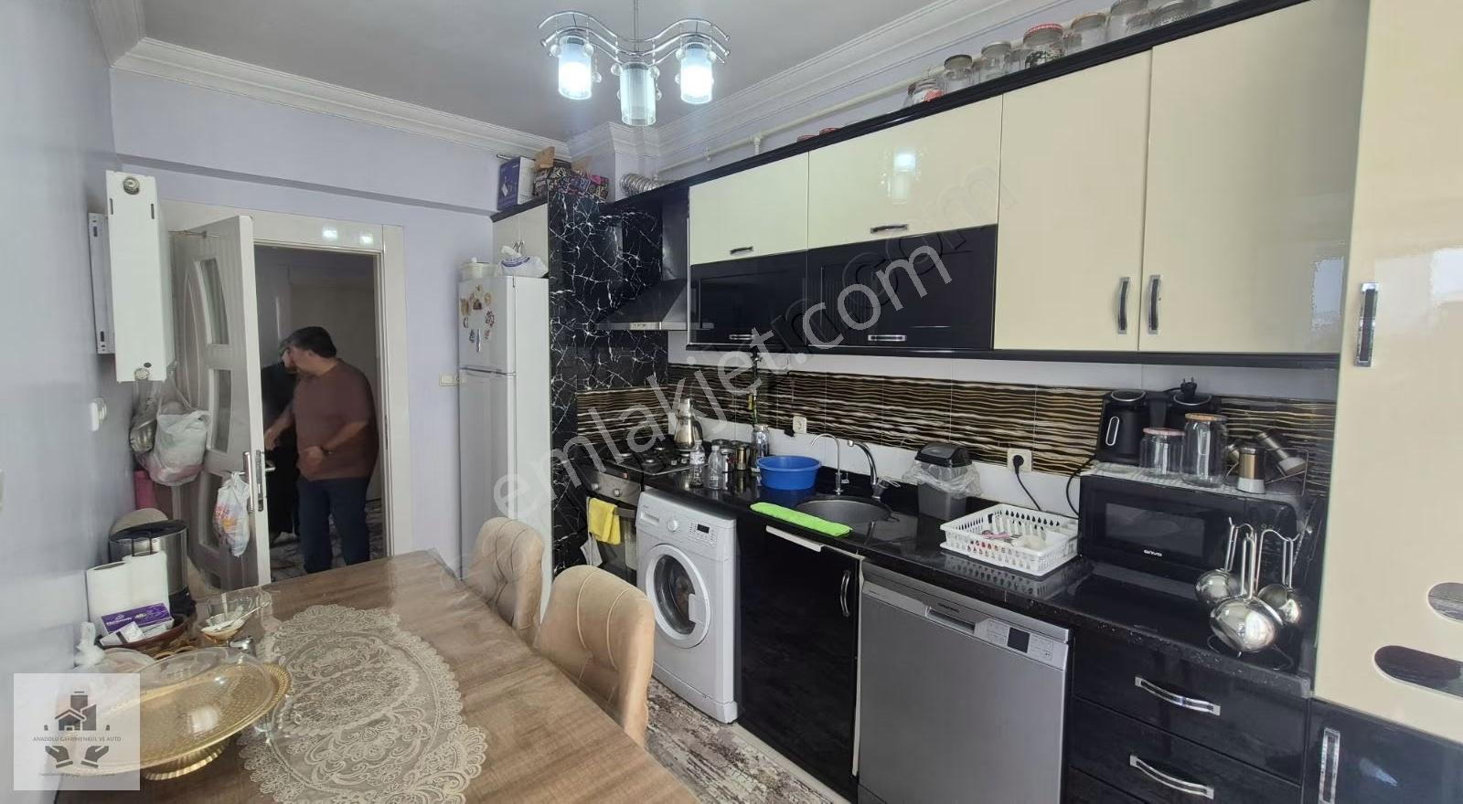 Yeditepede Geniş Bakımlı Daire