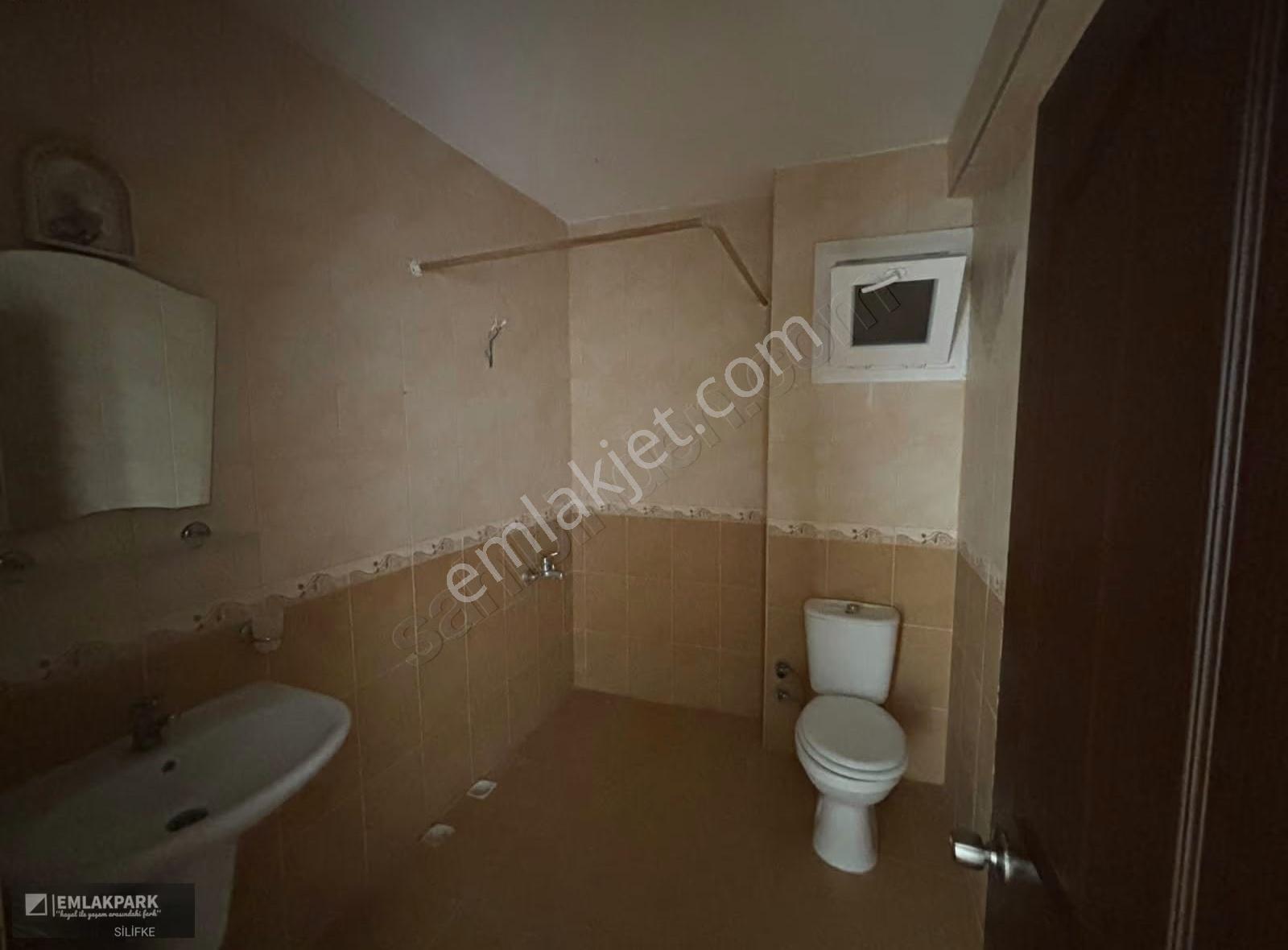 Emlakparkdan Gazi Mah.de 3+1 Geniş Ve Ferah Kiralık Daire - Görsel 3