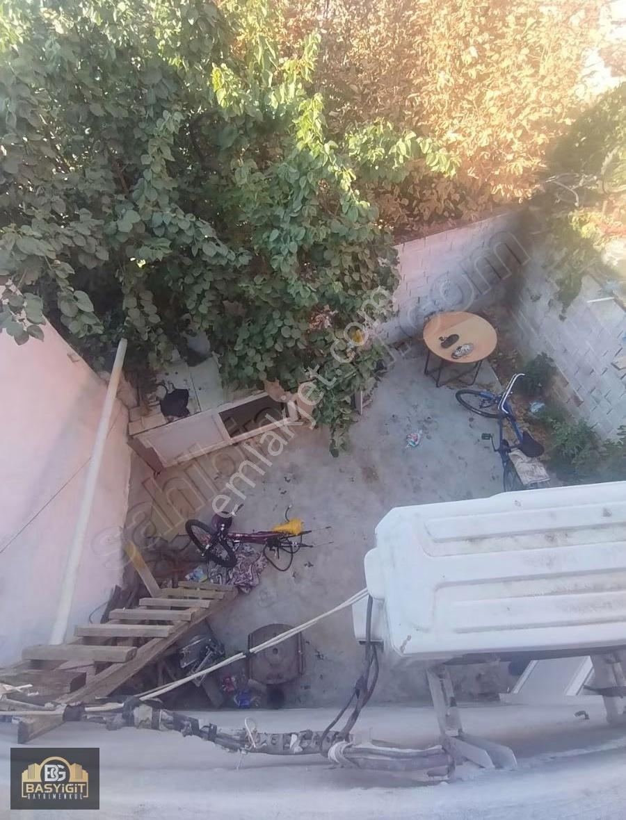 Hashocamh.köylü Parkı Yakını 35m2. Tadilatlı Satılık Müstakil Ev - Görsel 16