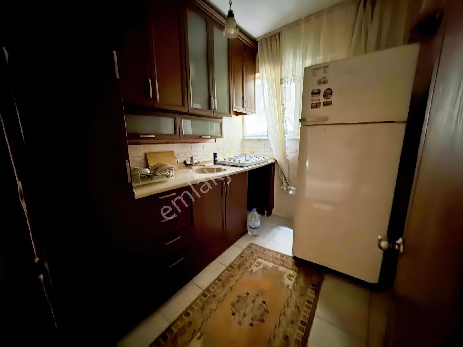 Avcılar Merkeze Çok Yakın Eşyalı Ara Kat Ön Cephe Daire - Görsel 11