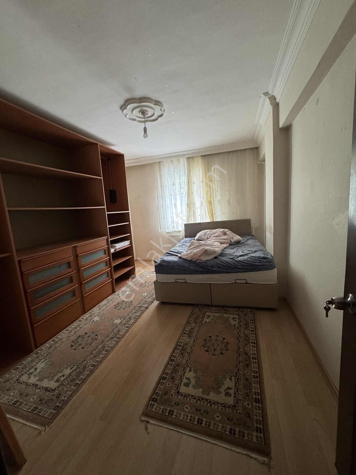 Avcılar Merkeze Çok Yakın Eşyalı Ara Kat Ön Cephe Daire - Görsel 14