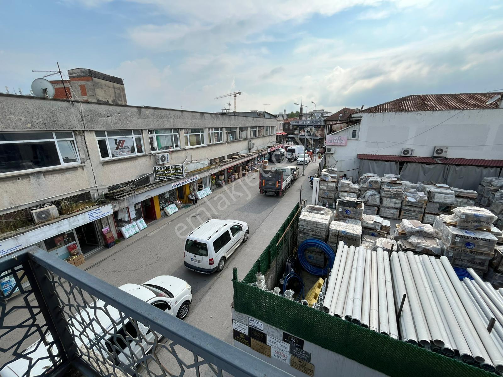 Remax Mavi'den Adapazarı Merkezde Kiralık Ofis - Görsel 15