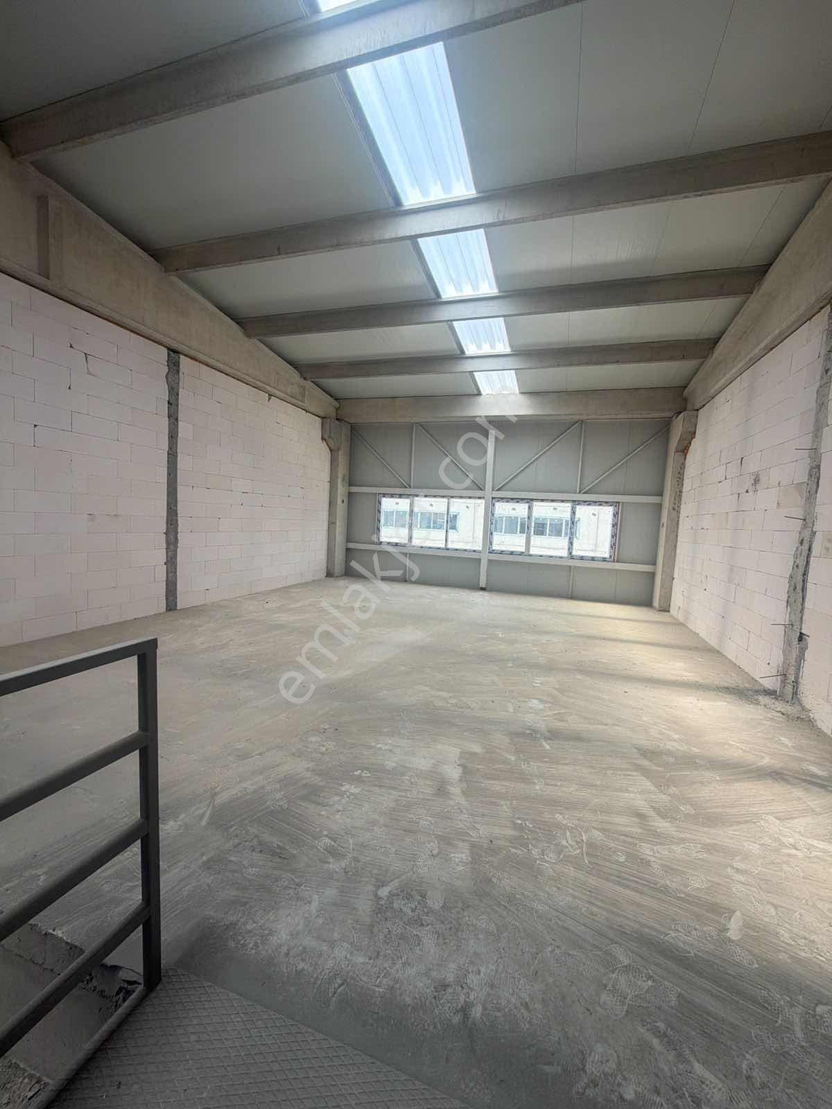 Rüzgar Emlak'tan Model Sanayi Sitesi 230 M2 Kiralık İmalathane - Görsel 4