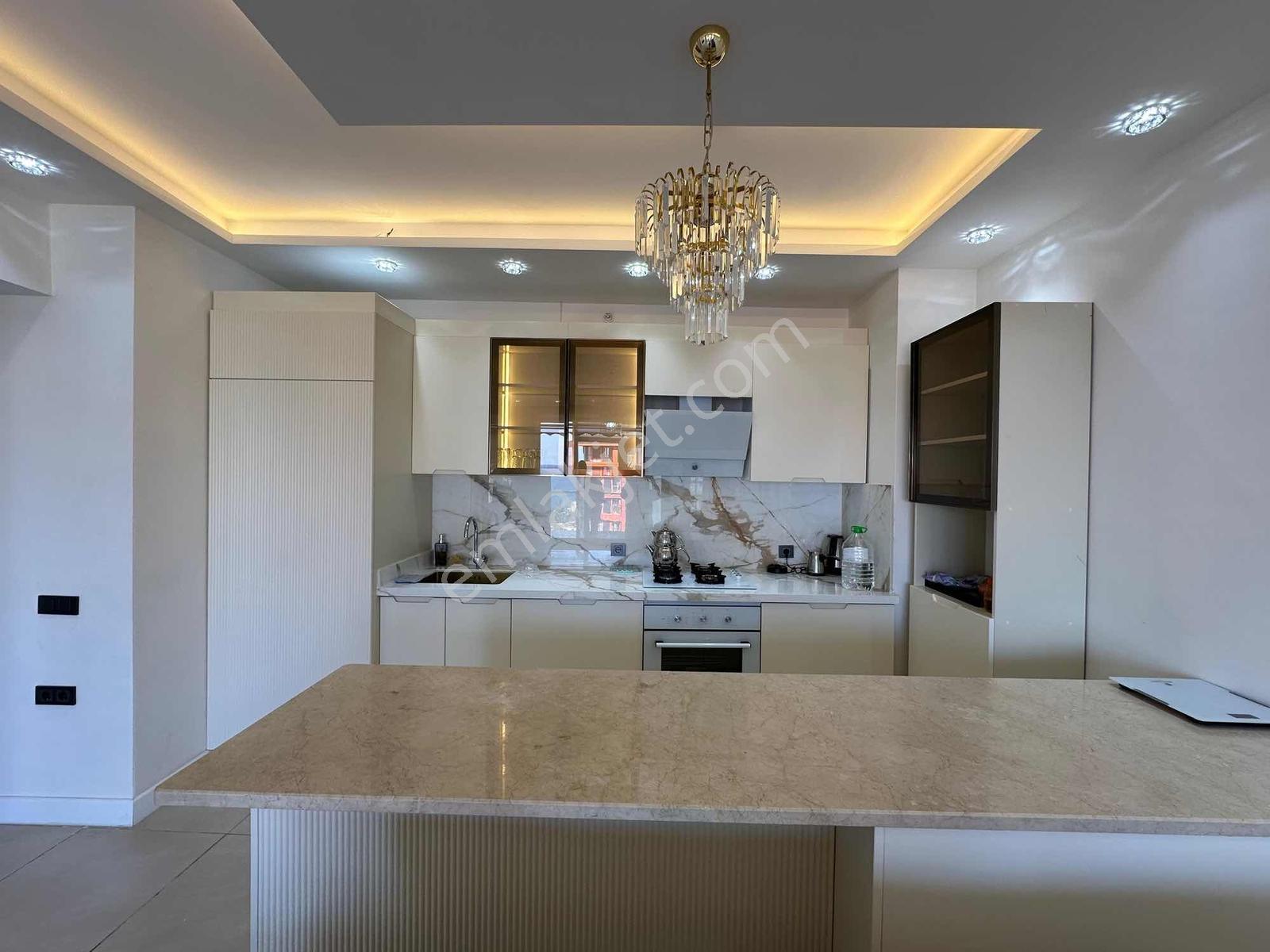 Mersin Ayaş Denize Sıfır Havuzlu Ultralüx 1+1 Residence - Görsel 10