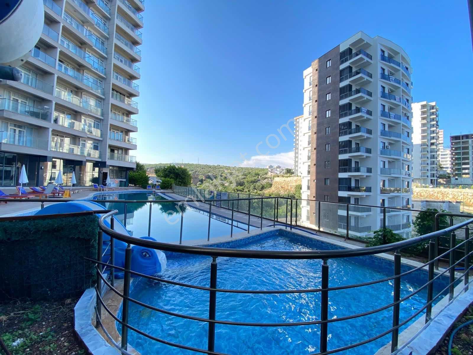 Mersin Ayaş Denize Sıfır Havuzlu Ultralüx 1+1 Residence - Görsel 7