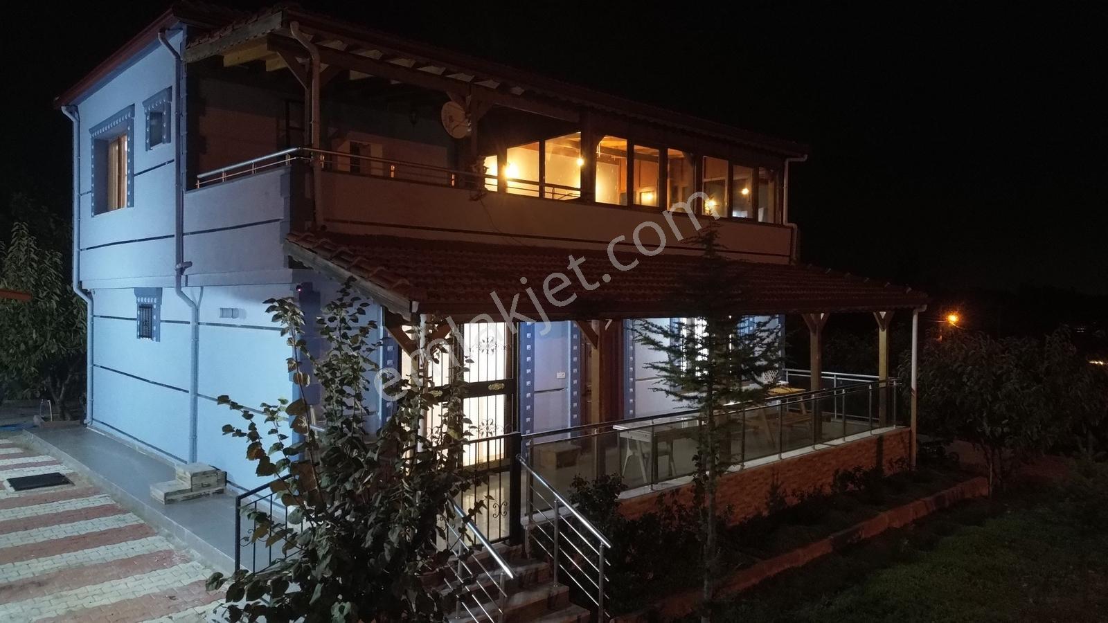Erz'den Manisa Sancaklı Uzunçınar'da Fuul Eşyalı Dubleks Villa - Görsel 34