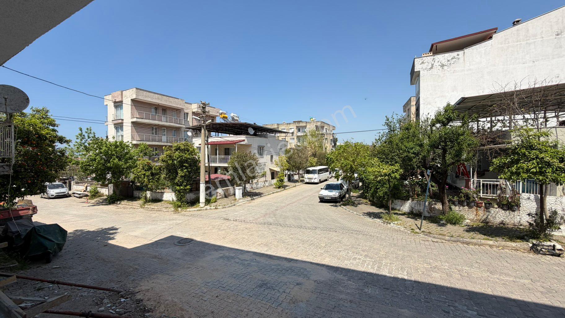 Kuşadası Güzelçamlı’da Oturuma Hazır Satılık 1+1 Daire - Görsel 2