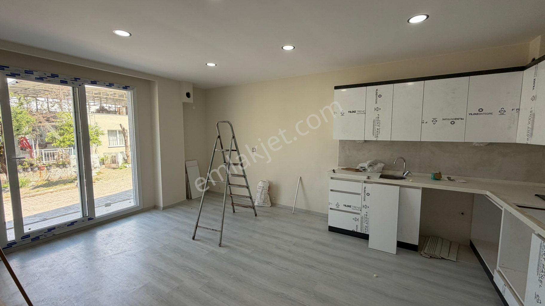 Kuşadası Güzelçamlı’da Oturuma Hazır Satılık 1+1 Daire - Görsel 12