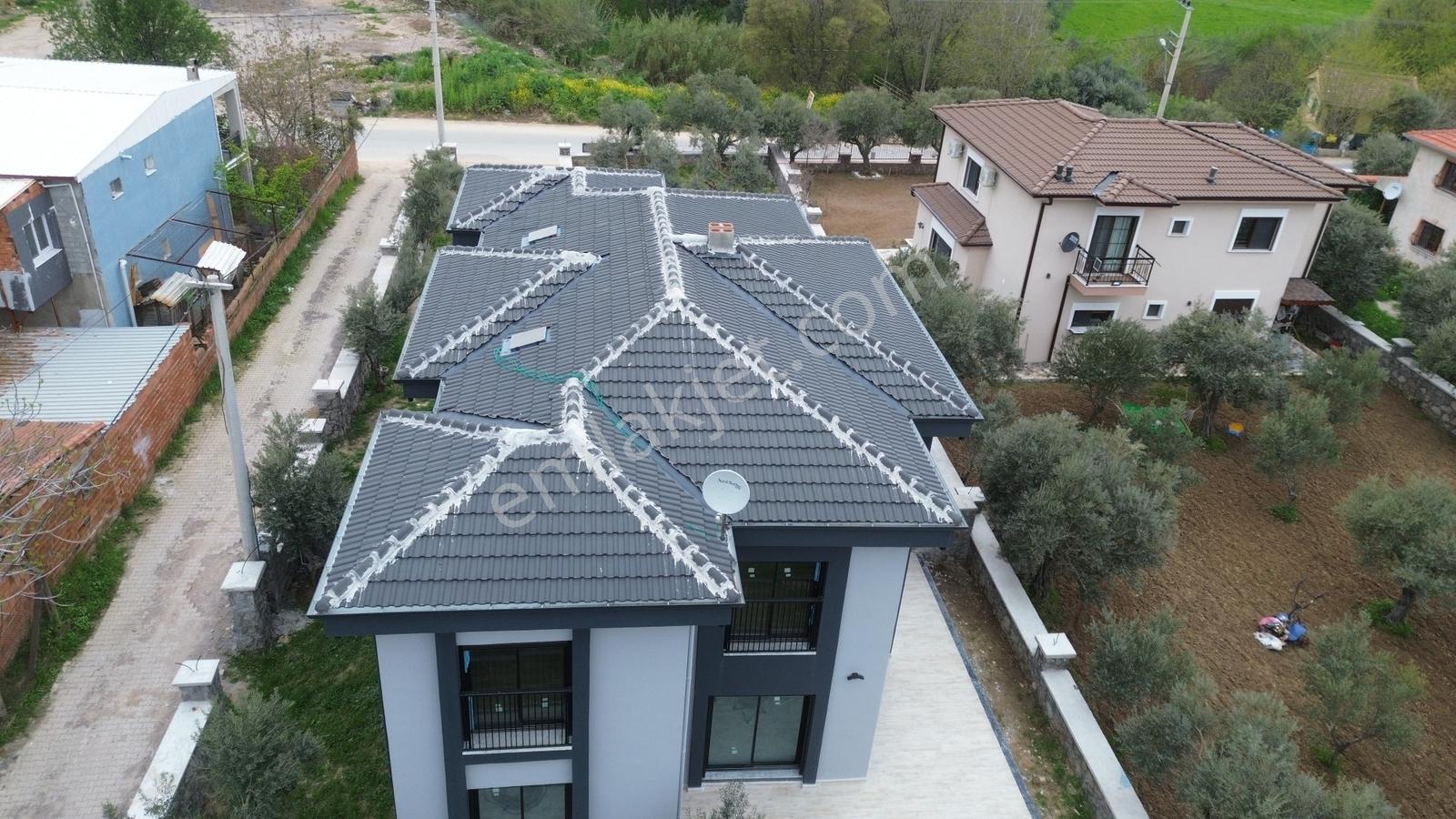 Erzden Şehre Yakın Doğaya Komşu 650 M² Arsa İçinde Lüks Villa - Görsel 15