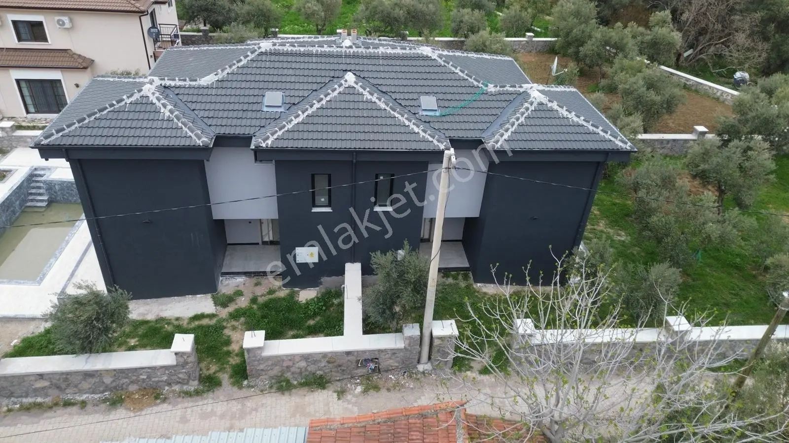 Erzden Şehre Yakın Doğaya Komşu 650 M² Arsa İçinde Lüks Villa - Görsel 4