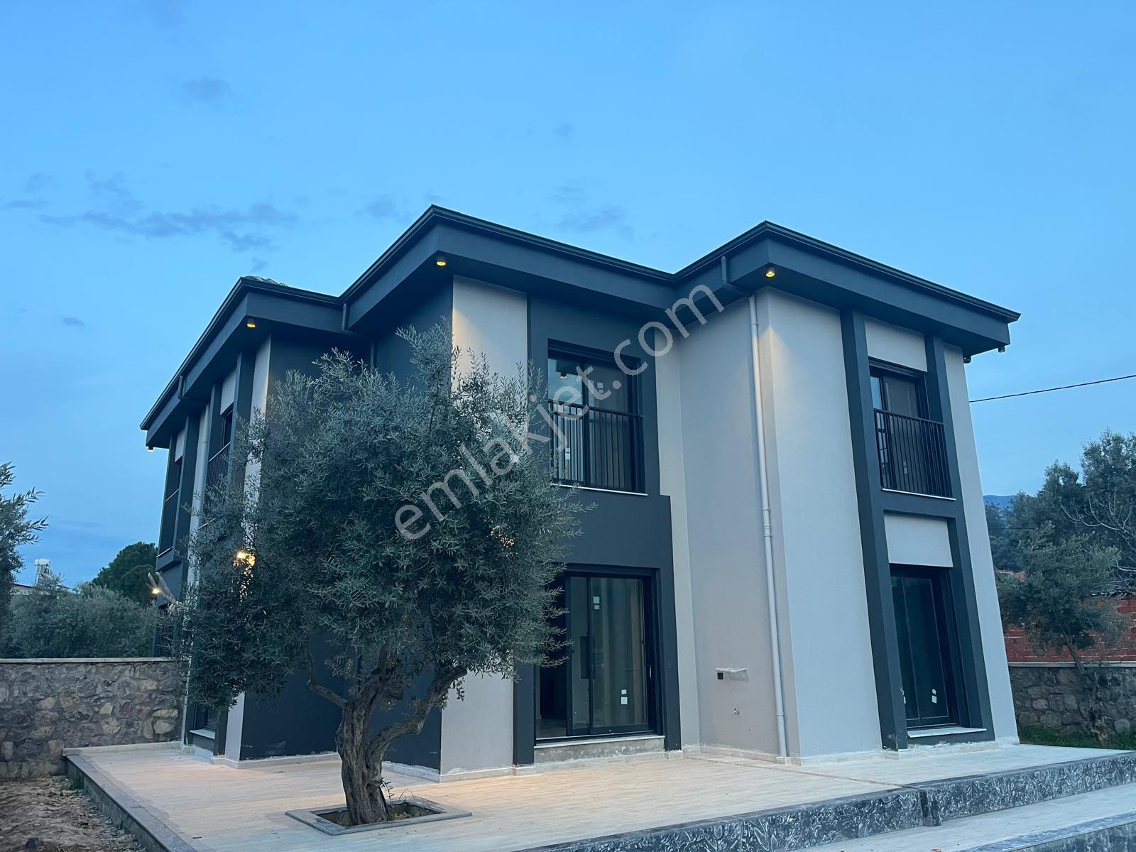 Erzden Şehre Yakın Doğaya Komşu 650 M² Arsa İçinde Lüks Villa - Görsel 23