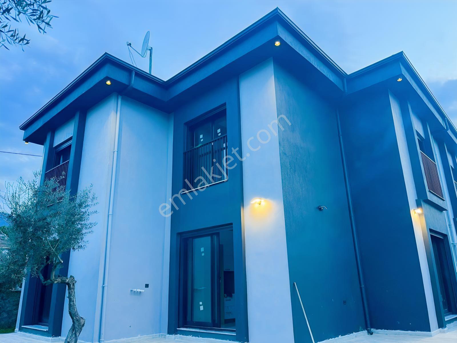 Erzden Şehre Yakın Doğaya Komşu 650 M² Arsa İçinde Lüks Villa - Görsel 14