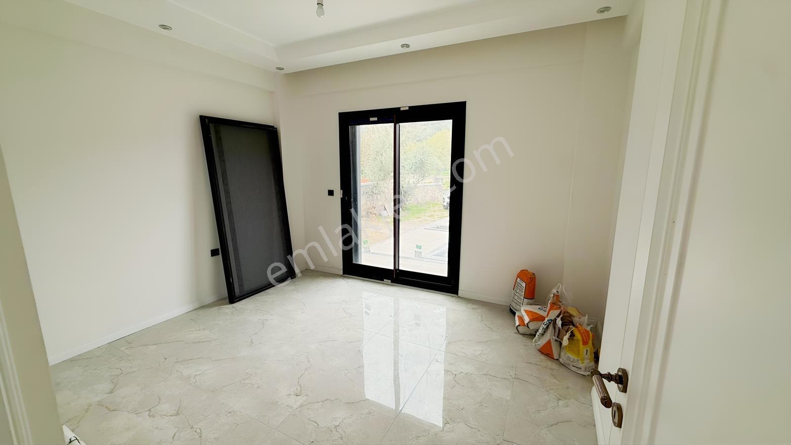 Erzden Şehre Yakın Doğaya Komşu 650 M² Arsa İçinde Lüks Villa - Görsel 11