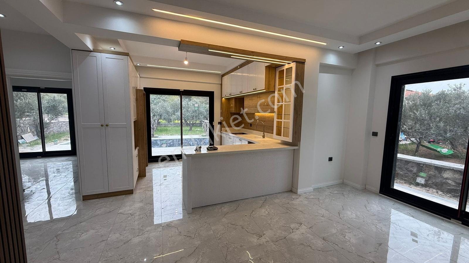 Erzden Şehre Yakın Doğaya Komşu 650 M² Arsa İçinde Lüks Villa - Görsel 8
