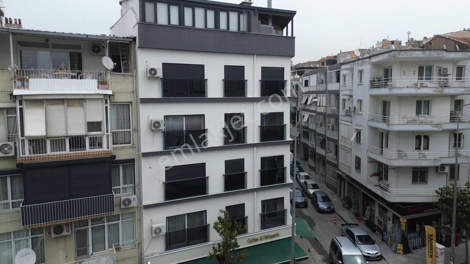 Erzden Karşıyakanın Kalbinde Ful Eşyalı Deniz Manzaralı Dublex - Görsel 5