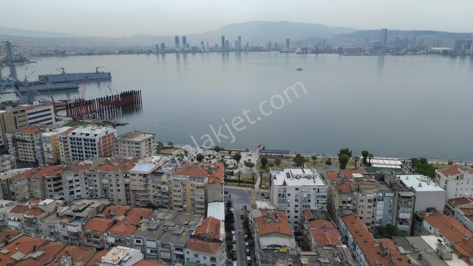 Erzden Karşıyakanın Kalbinde Ful Eşyalı Deniz Manzaralı Dublex - Görsel 11