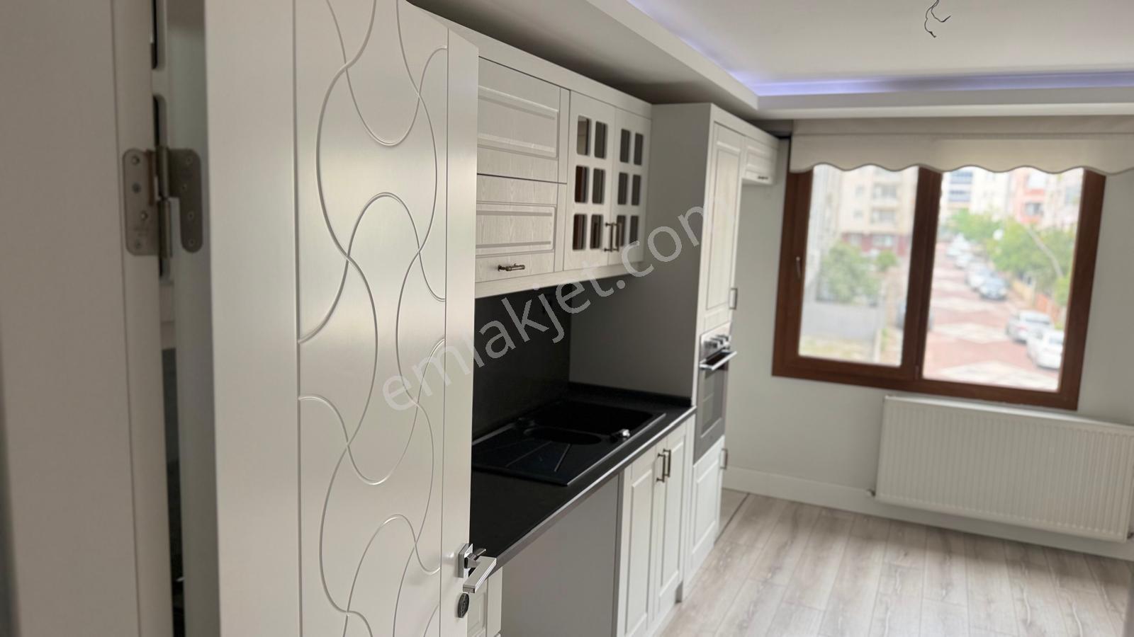 Erzden Kemalpaşa'da Park Cepheli Şık Kiralık 145 M² 3+1 Daire - Görsel 25