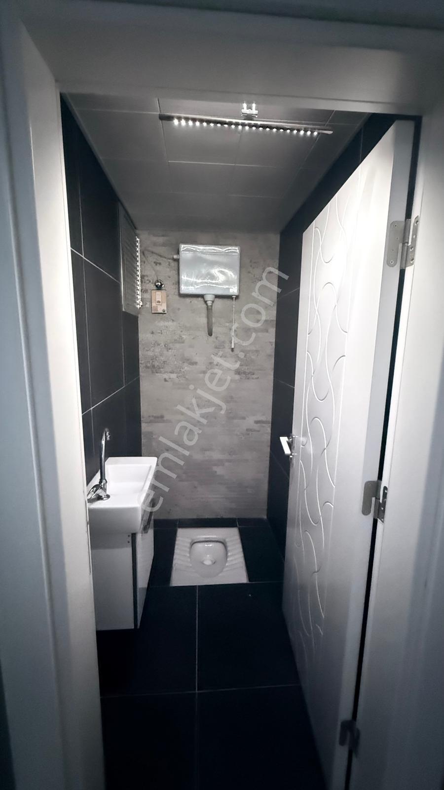 Erzden Kemalpaşa'da Park Cepheli Şık Kiralık 145 M² 3+1 Daire - Görsel 20