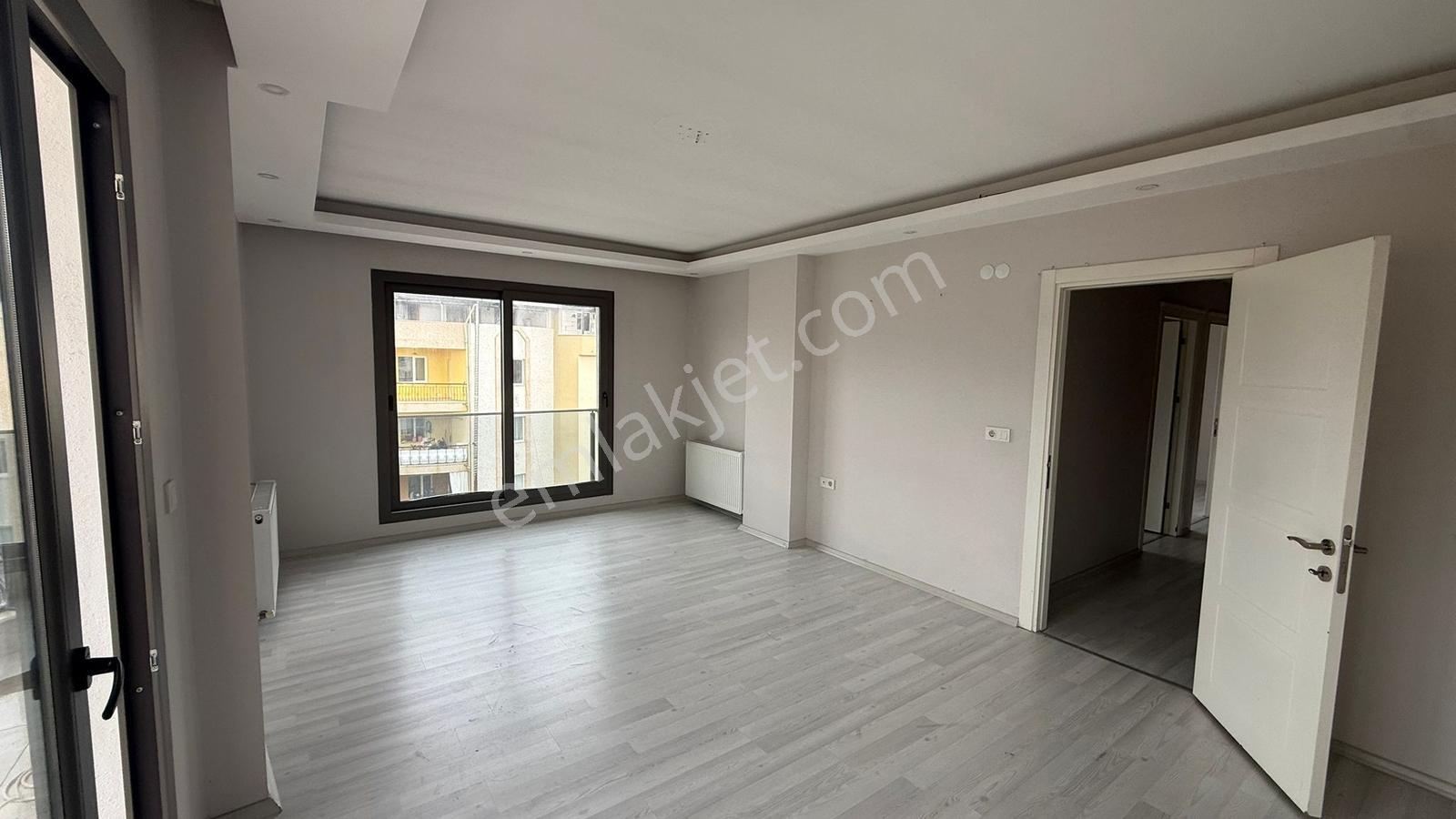 Erz'den Kemalpaşa Çevre Yolu Cepheli Asansörlü Kiralık 2+1 Daire - Görsel 6
