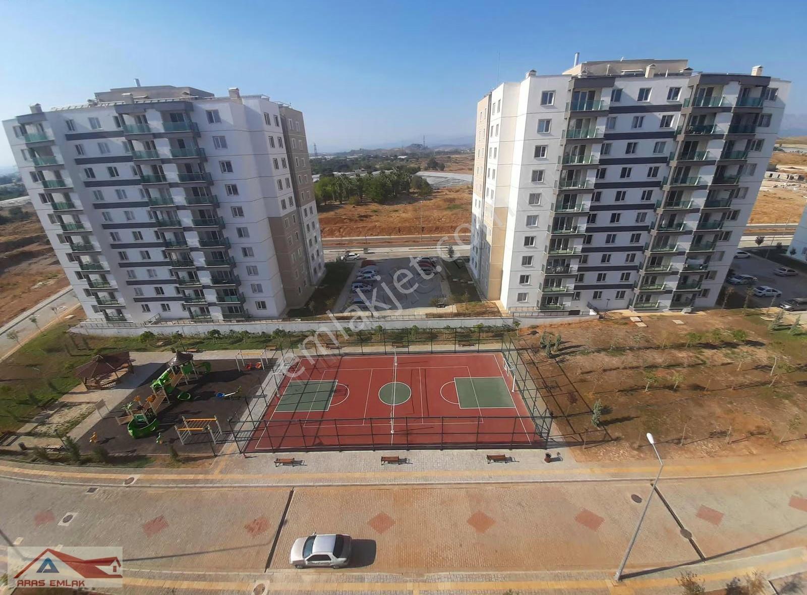 Tokide Site İçinde Ara Katta Geniş Ferah Kaçmaz Daire - Görsel 12