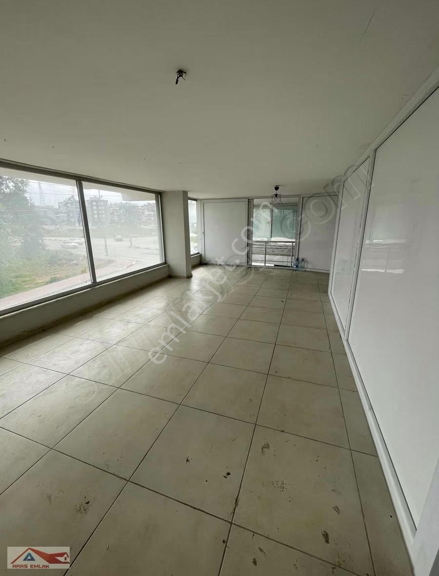 Ana Cadde Üzerinde 3 Katlı 300 M2 Kaçmaz Köşe Başı İşyeri - Görsel 31