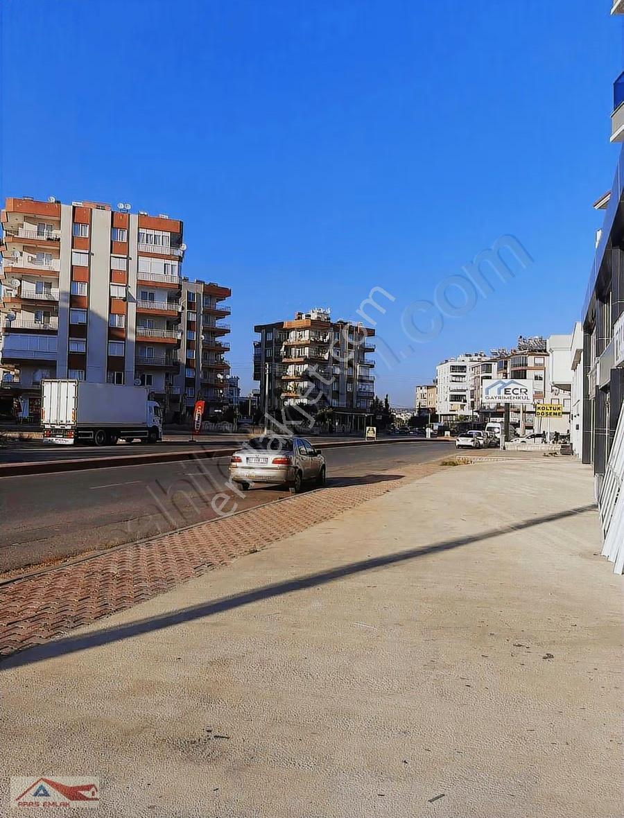 Ana Cadde Üzerinde 3 Katlı 300 M2 Kaçmaz Köşe Başı İşyeri - Görsel 2