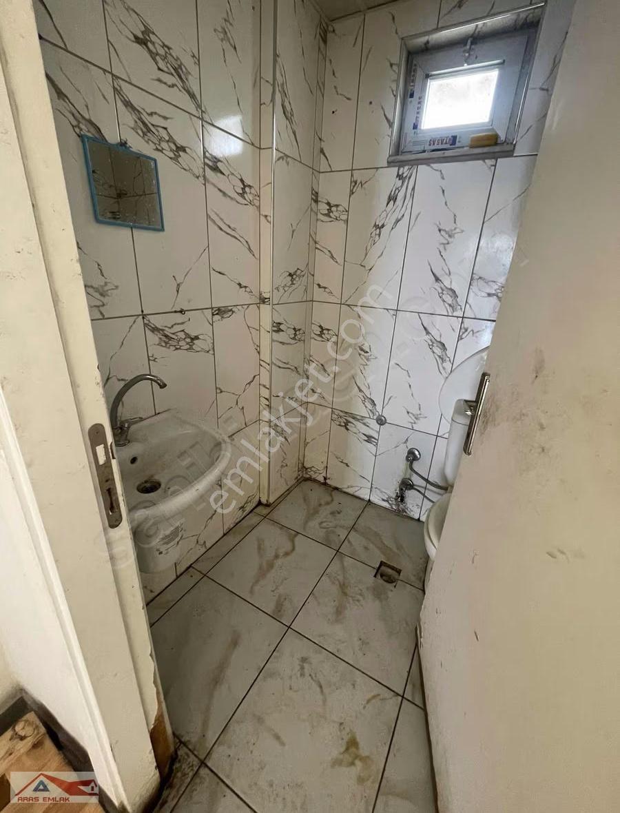 Ana Cadde Üzerinde 3 Katlı 300 M2 Kaçmaz Köşe Başı İşyeri - Görsel 8