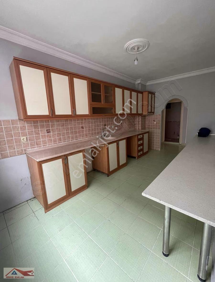Şehrin İçinde Asansörlü Geniş Ferah Bakımlı 110 M2 2+1 - Görsel 28