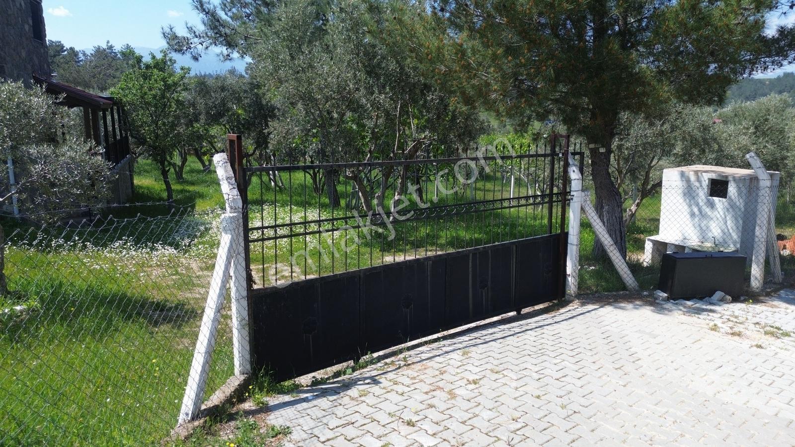 Erzden Aşağıkızılcada Doğanın İçinde Taş Evli Özel Mülk - Görsel 35