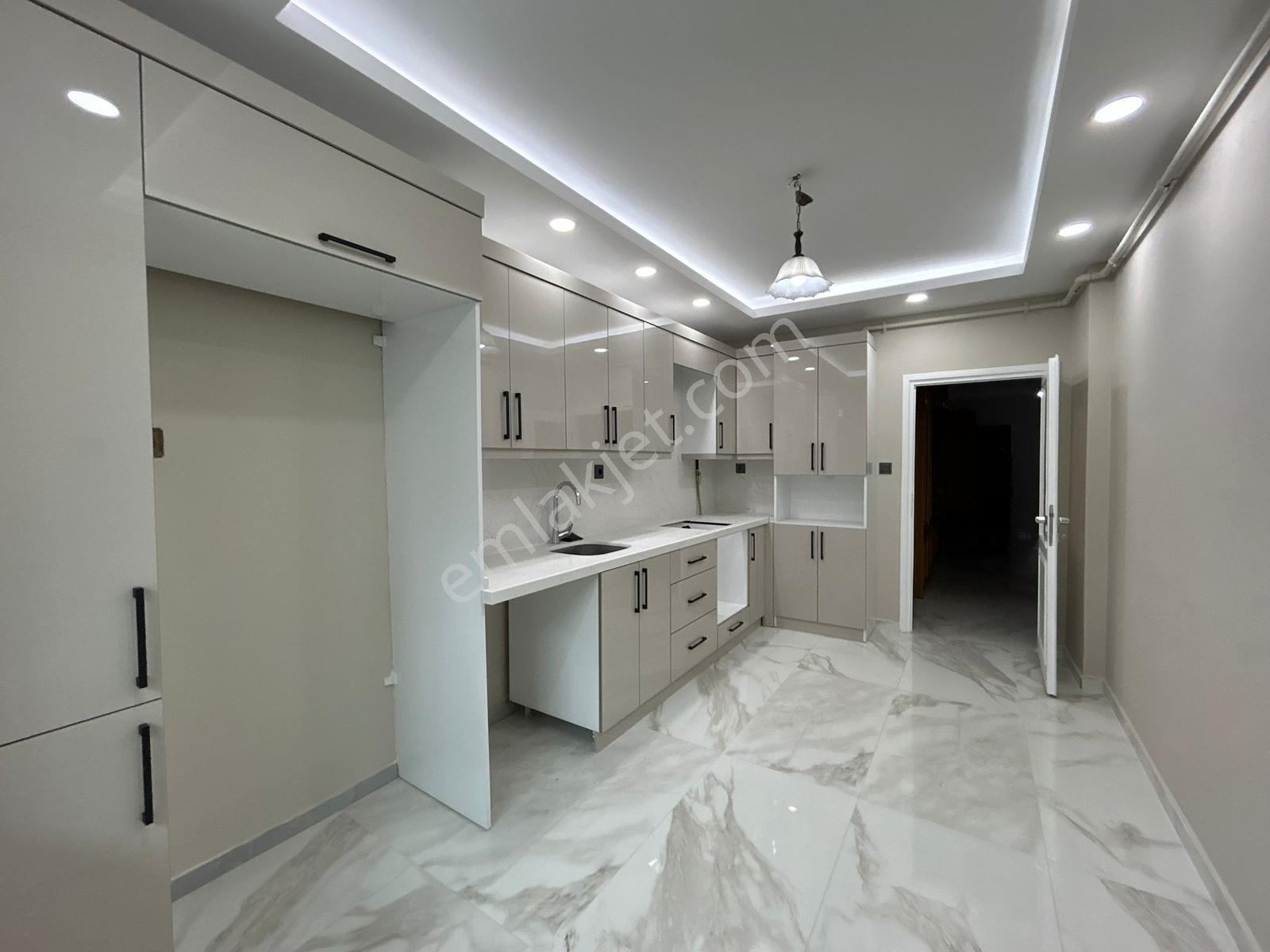 Promade Emlak'tan 56'lar Bölgesinde İçi Yenilenmiş Kiralık 4+1 - Görsel 34