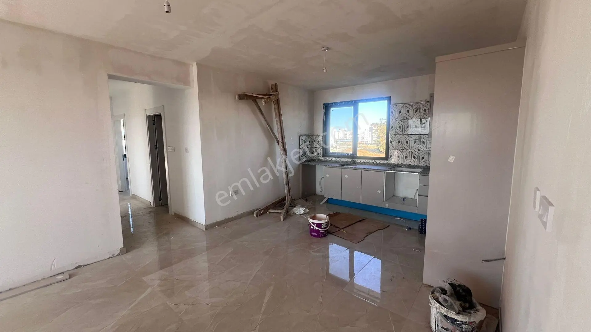 Gazimağusa Merkezde, City Mall Manzaralı Geniş 3+1 Daire! - Görsel 5