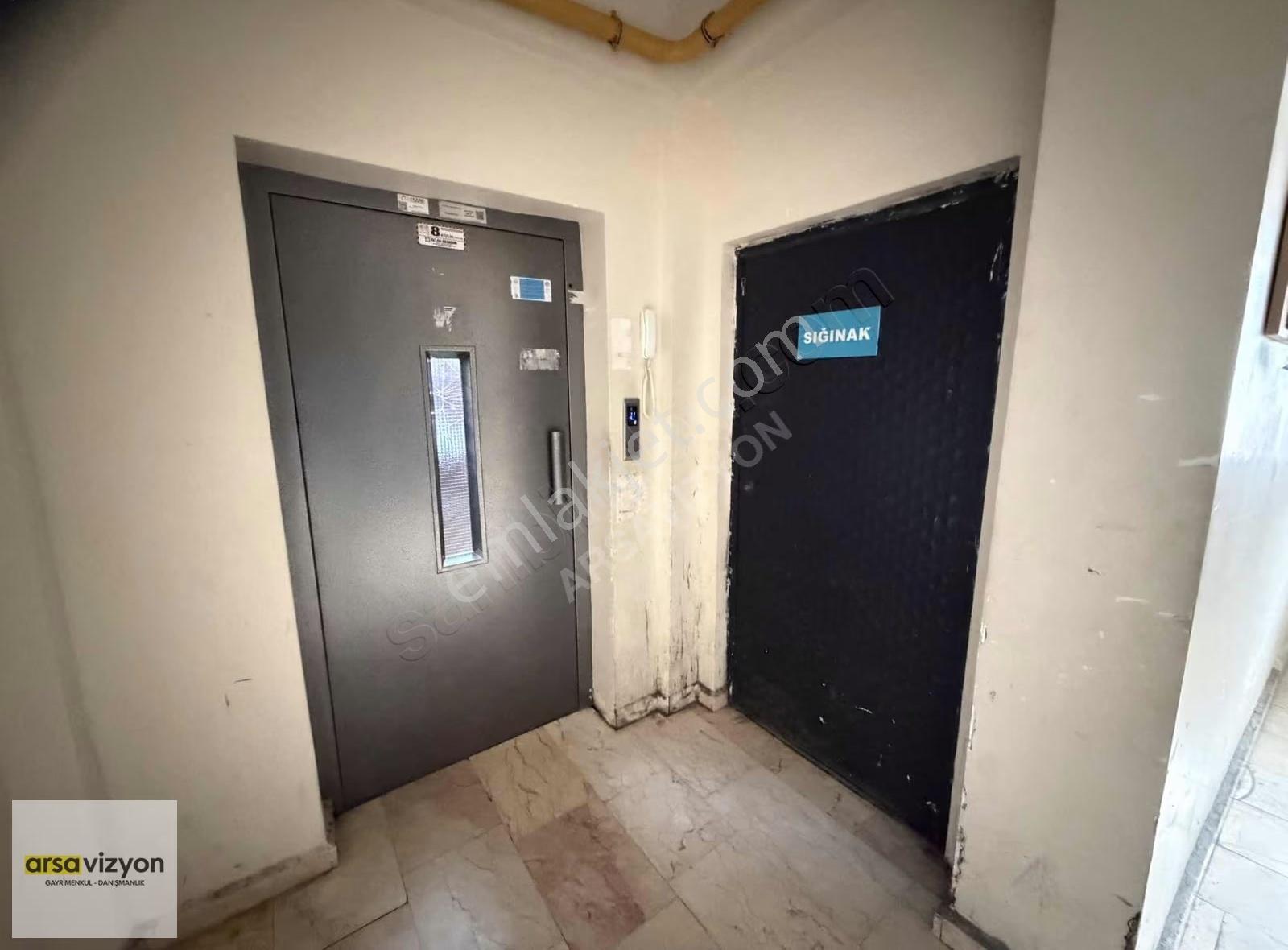 Karaköy'de 140.yıl Parkı Yanı 2+1 Arakat 90m2 Satılık Fırsat - Görsel 8