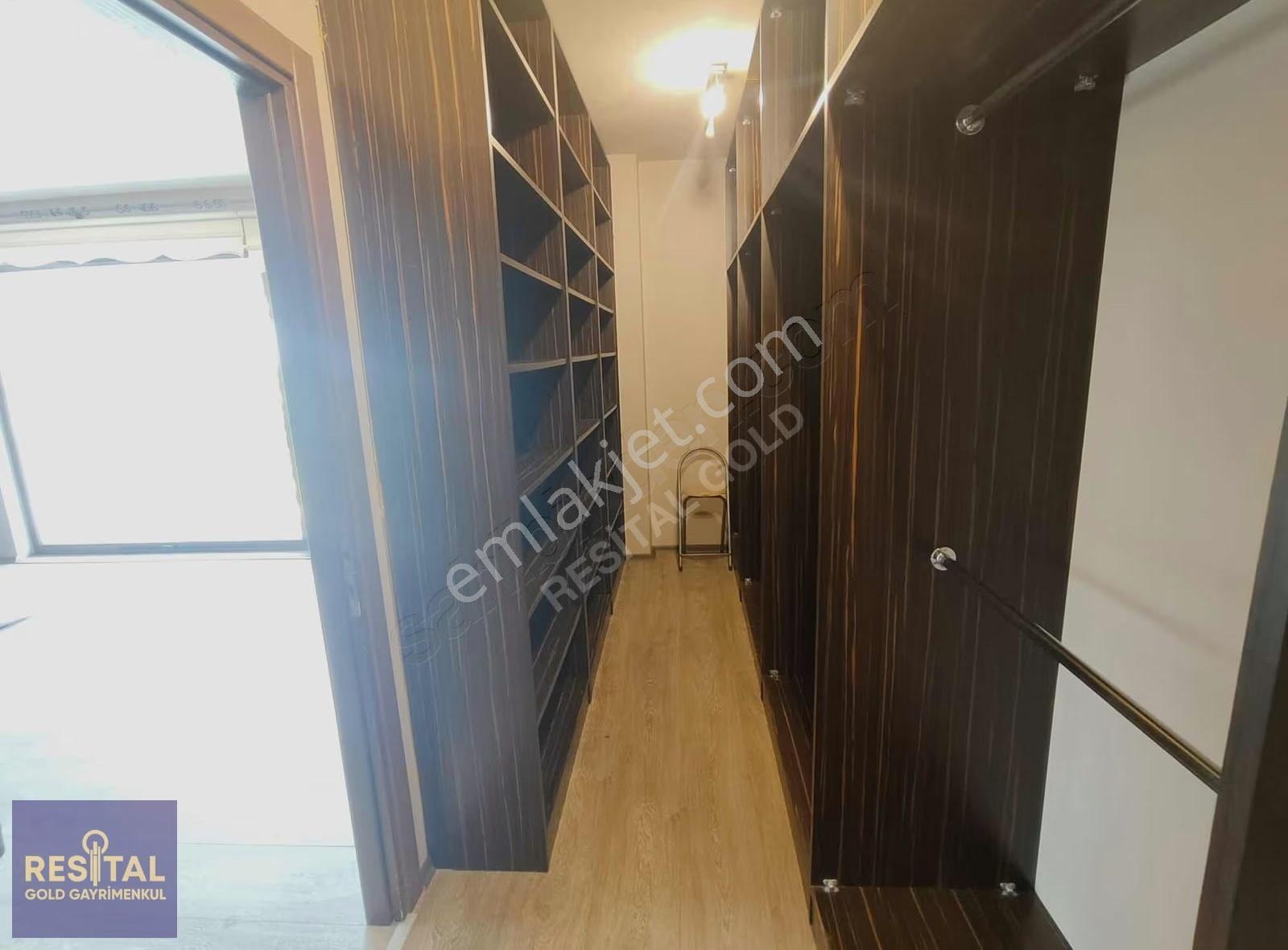 Çağrışanda Merkezi Konumda 6+1 Kiralık Villa - Görsel 29