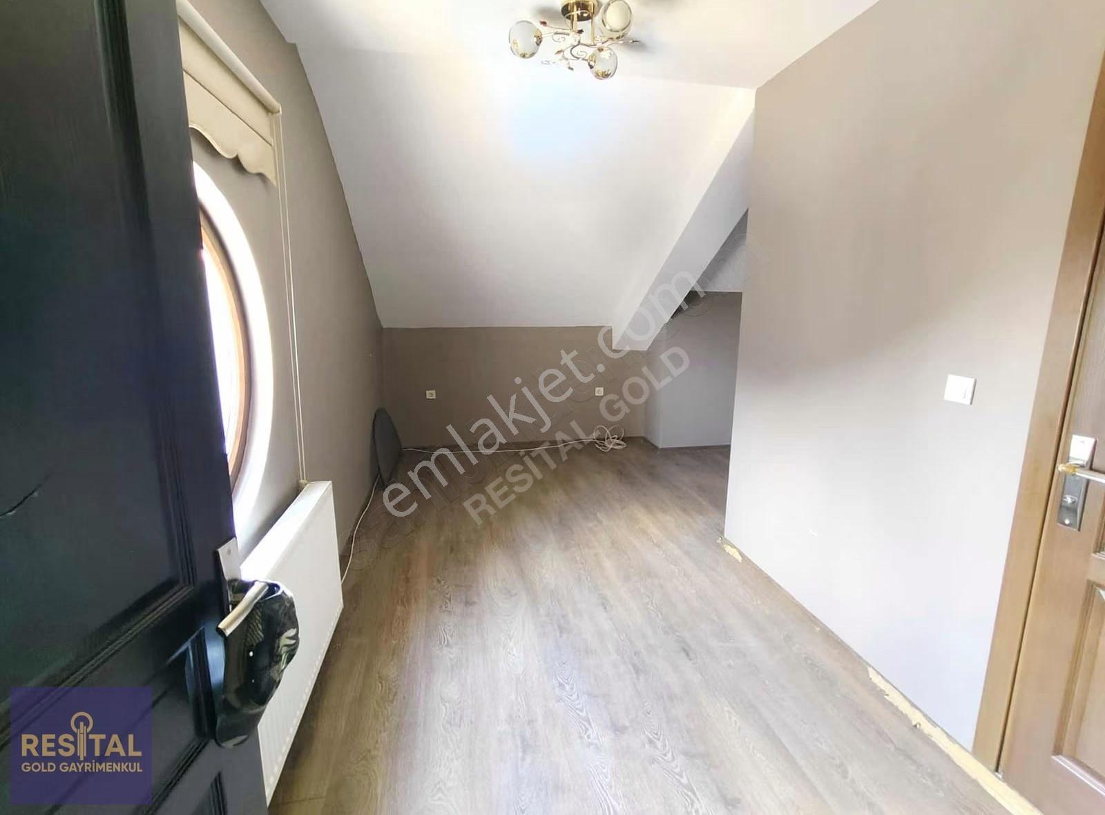 Çağrışanda Merkezi Konumda 6+1 Kiralık Villa - Görsel 30