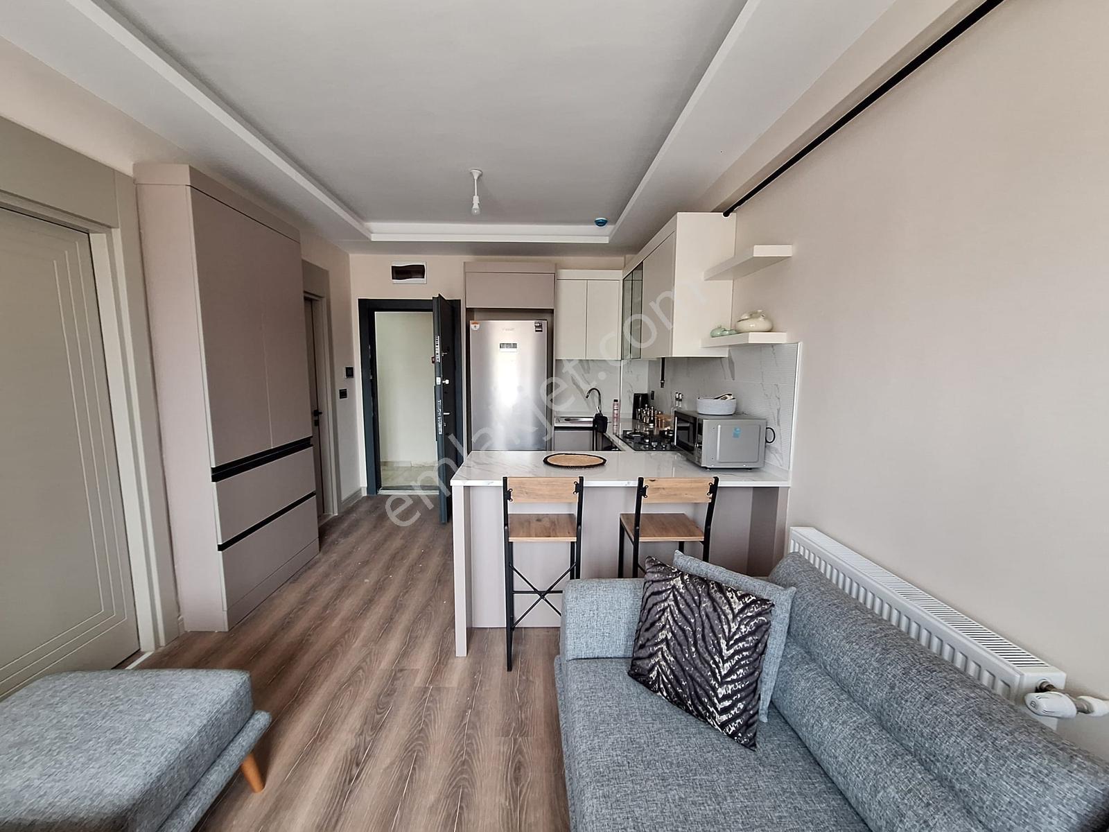 Tecede Ful Eşyalı Eksiksiz 1+1 Kiralık Daire - Görsel 13