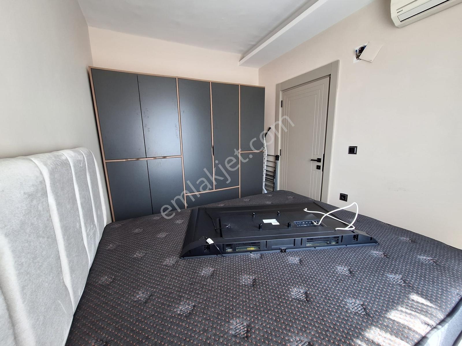 Tecede Ful Eşyalı Eksiksiz 1+1 Kiralık Daire - Görsel 12