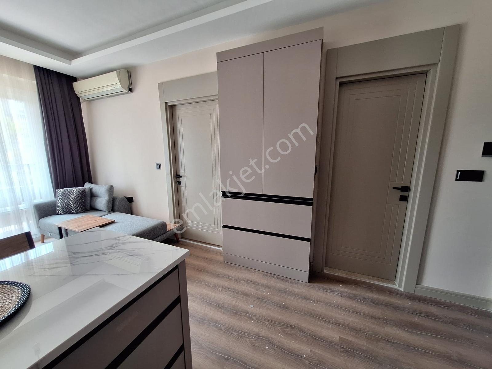 Tecede Ful Eşyalı Eksiksiz 1+1 Kiralık Daire - Görsel 32