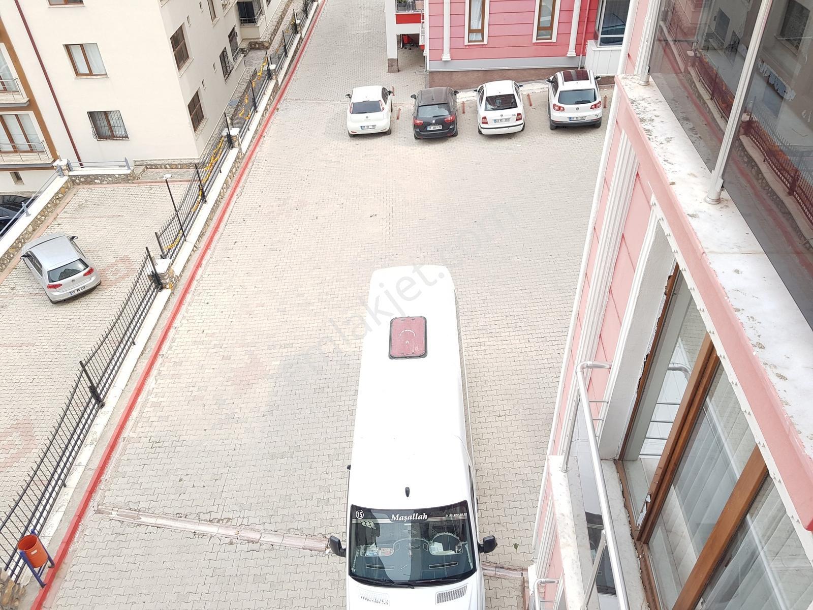Cumhuriyet Mh Keban Yolu Siteli Satlık 4+1 Ara Kat Uygun Daire - Görsel 7
