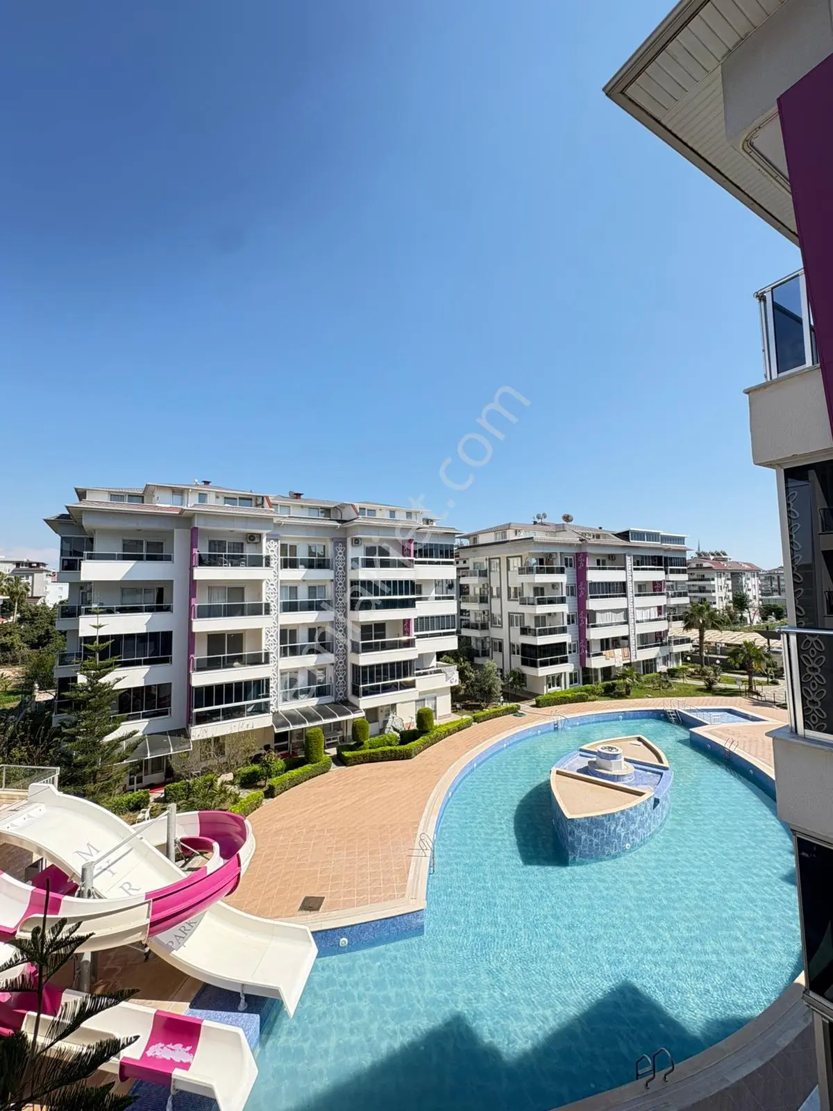 Kestelde Denize 200 Metre Myra Park 2 Res'te 1+1 Satılık Daire