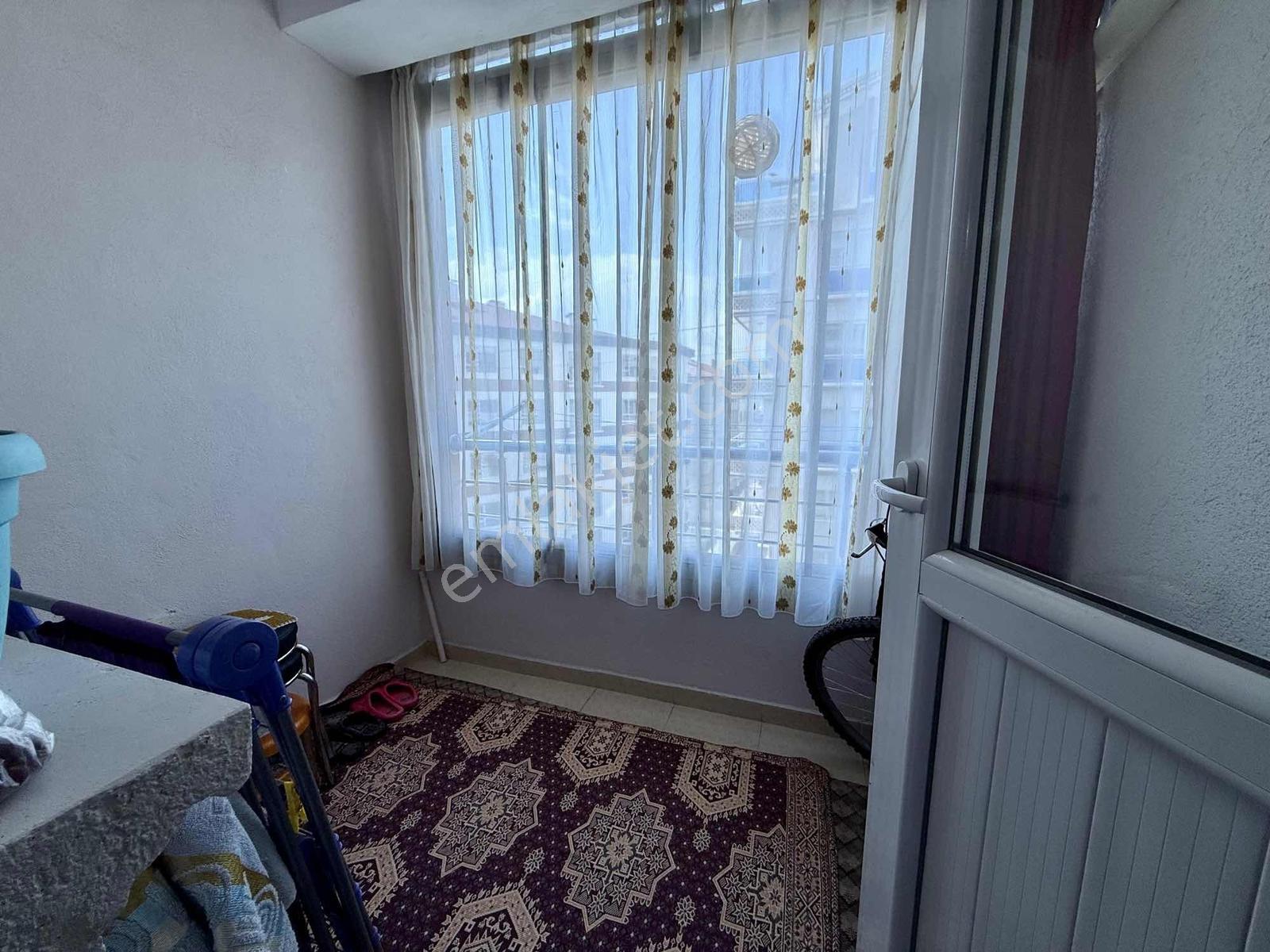 Avantaj'dan Kıbrısköy'de Ara Katta Cadde Dibi Yapılı 3+1 Daire.. - Görsel 15