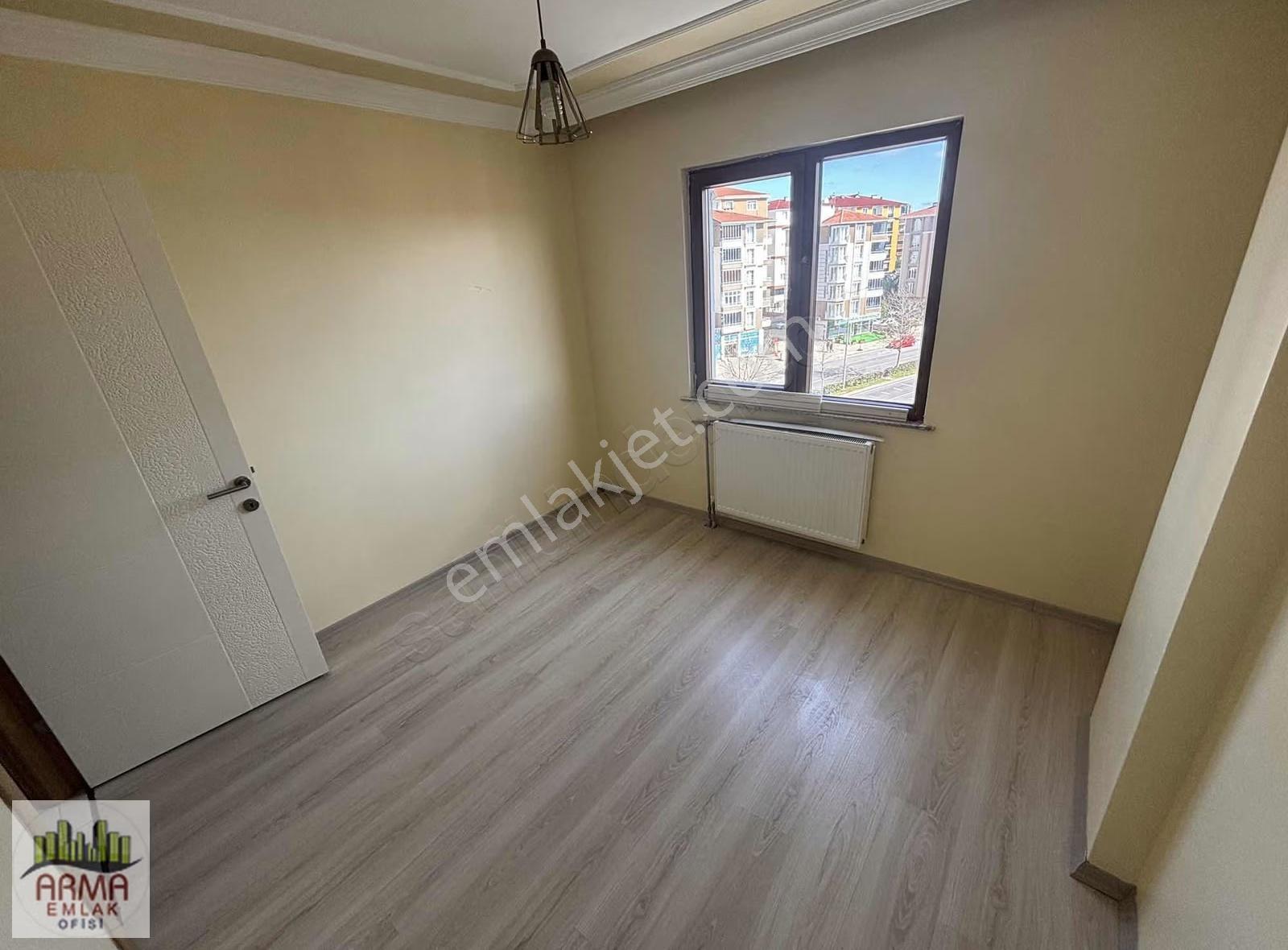 Bülent Ecevit Bulvarı Çift Balkon Cadde Cephe Kiralık 3+1 Daire - Görsel 4