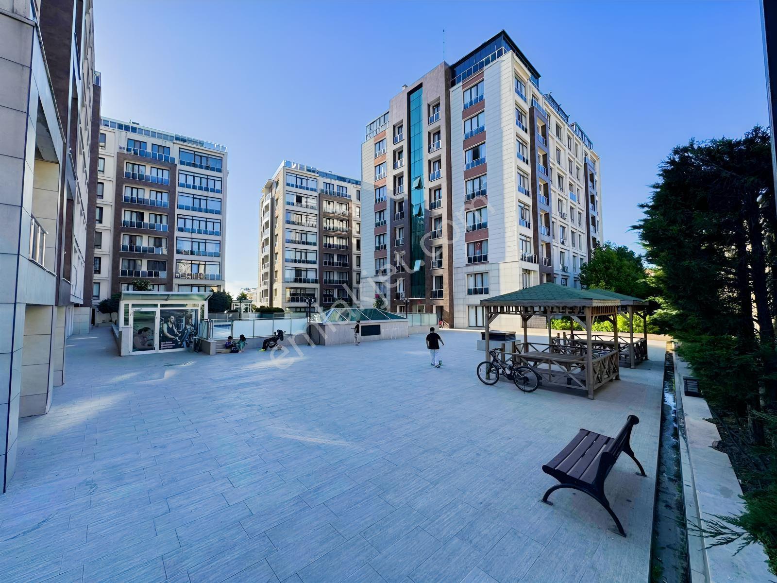 Remax Mahmut Bekdemir Den Prestij Beykent Sitesi Peyzajcephe 2+1 - Görsel 28