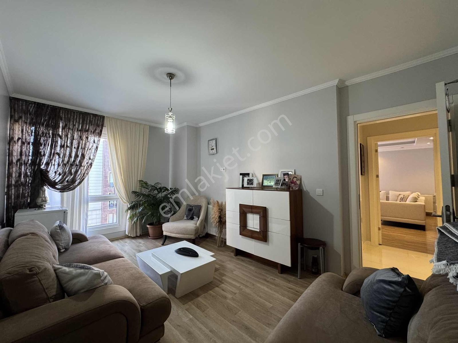 Remax Mahmut Bekdemir Den Prestij Beykent Sitesi Peyzajcephe 2+1 - Görsel 10